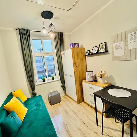 Przy Parku Róż Apartamento Chorzów